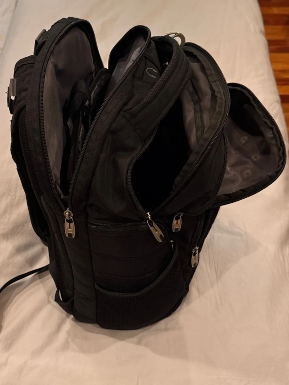 SwissGear Wenger Laptop Backpack Black ScanSmart Multi-Comp TSA